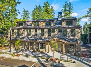 PUSC03 - Quarry Commons, Lake Oswego, OR 97035