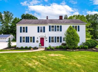 80 Heritage Dr, Tallmadge, OH