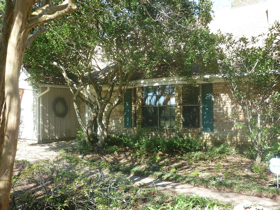 1st image of 124 Tanglewood Dr