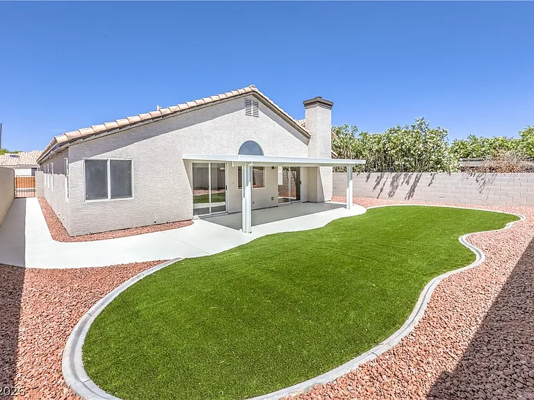 8305 Windrush Ave — Photo 53