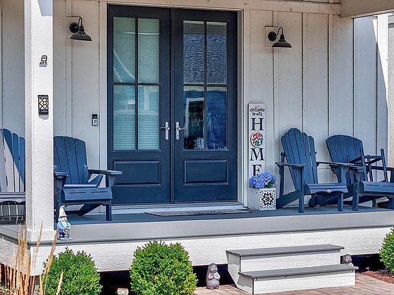 4th image of 32 Waterside Way