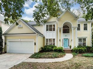 5041 Fairvista Dr, Charlotte, NC 28269