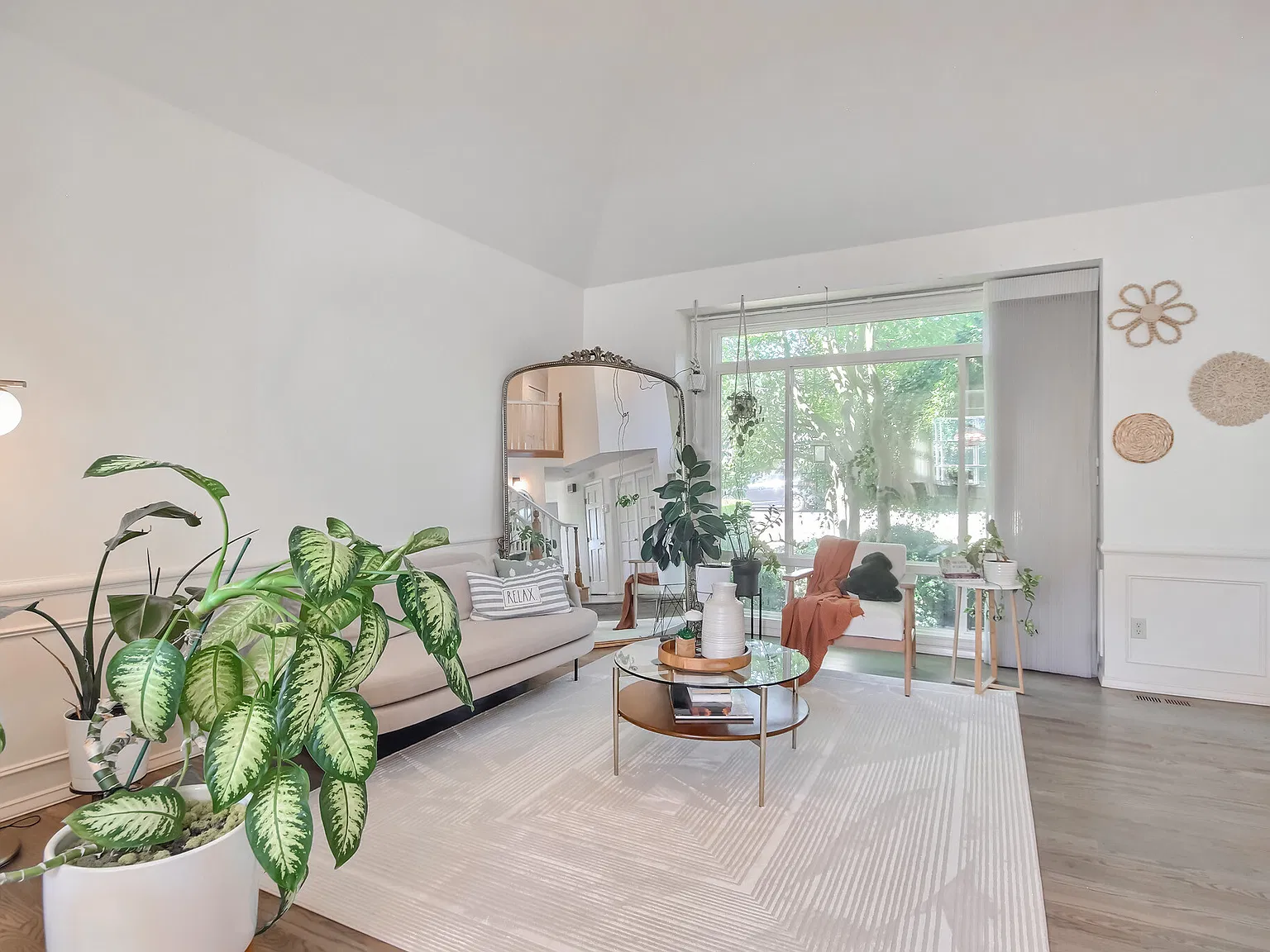 4 bed, 3770 sqft, $5,000 — Photo 4
