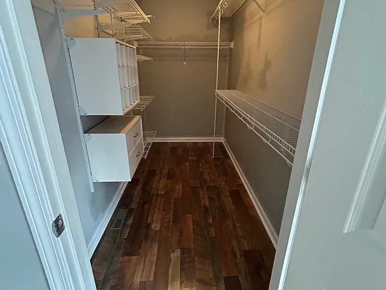 3930 Stella Dr — Photo 10