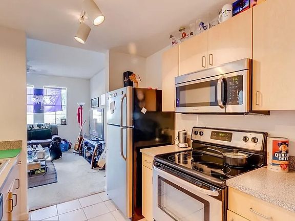 4th image of 533 NE 3rd Ave APT 510