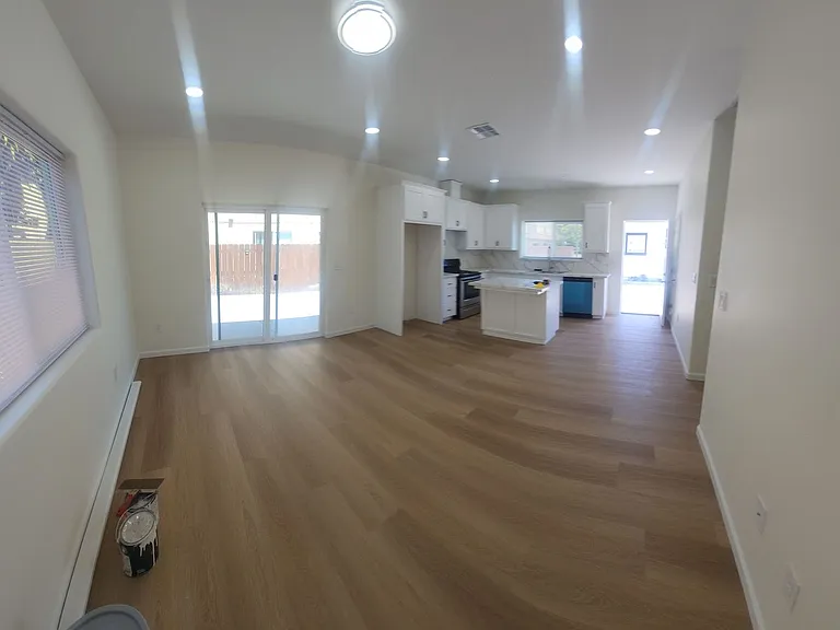 550-554 556 Foothill Blvd — Photo 91