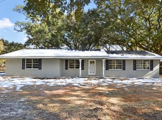 6604 Springwater St, Moss Point, MS 39563