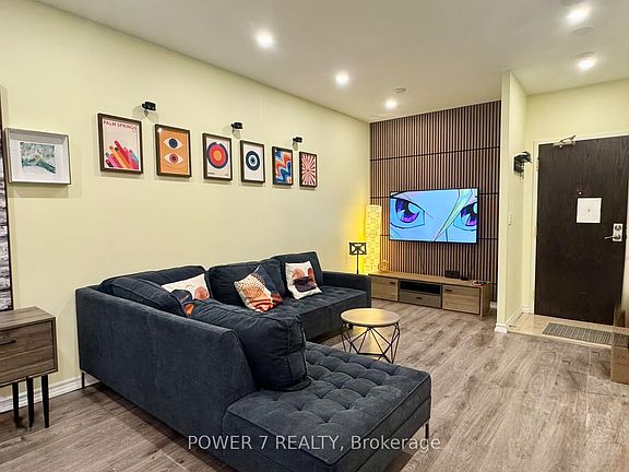 5th image of 18 Spring Garden Ave #110