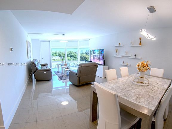 3rd image of 20100 W Country Club Dr APT 504