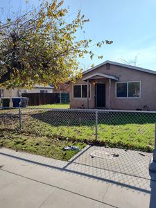 916 Adell St, Madera, CA, 93638