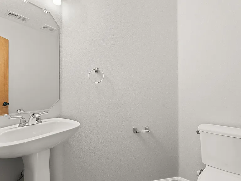 7127 Calle Alegria NE — Photo 11