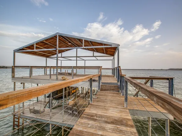 8920 Dickson Rd, Fort Worth, TX 76179