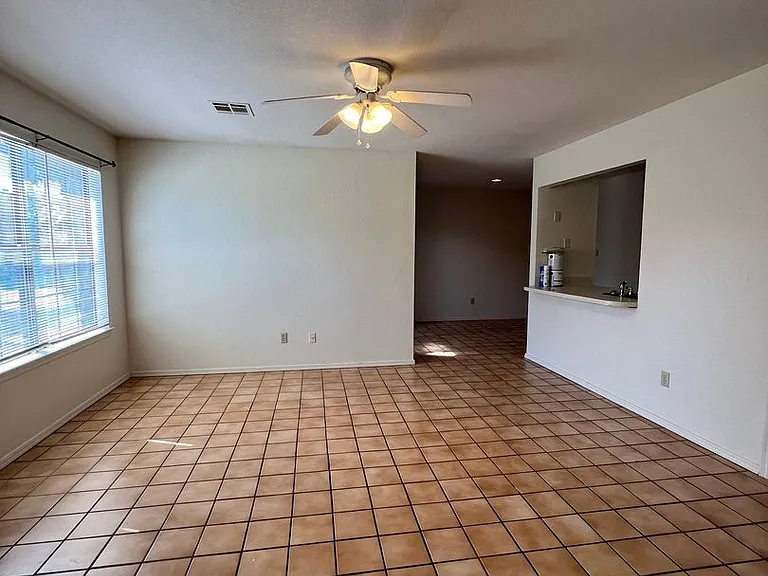 3000 Chautauqua Ave #148 — Photo 3