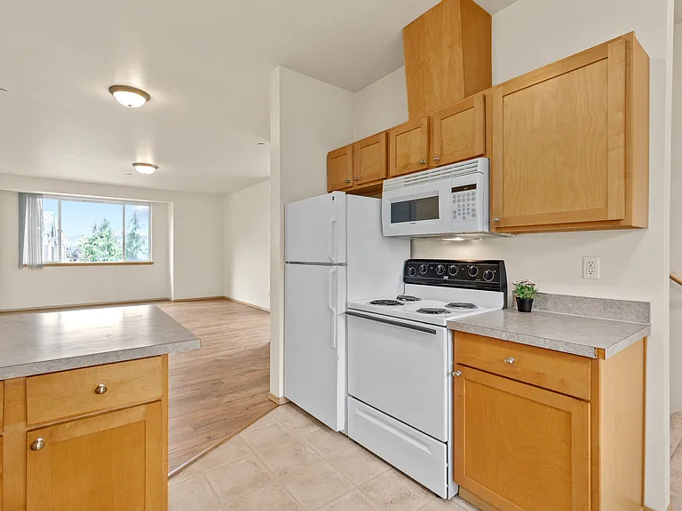 3402 S 43rd St #A — Photo 7