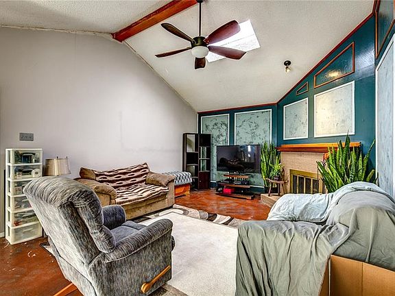 5th image of 5150 Shoregate Dr
