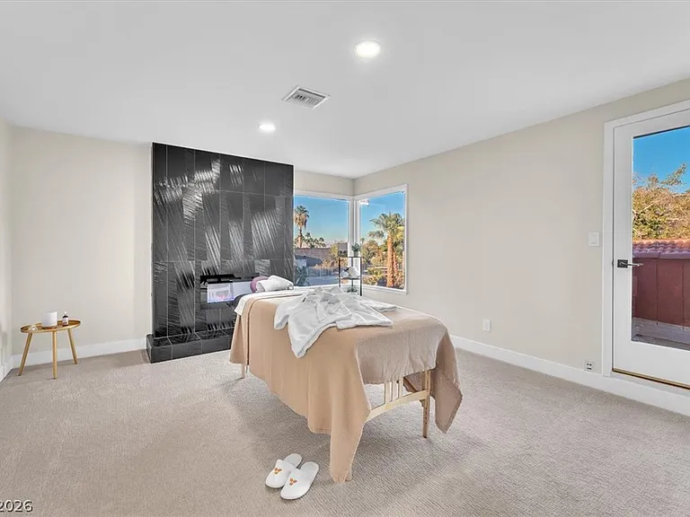 2868 Vista Del Sol Ave — Photo 63
