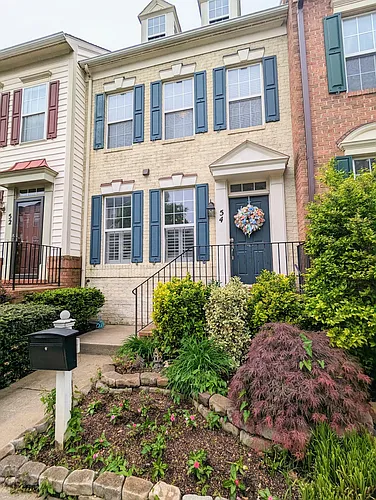 54 Golden Ash Way Photo 1