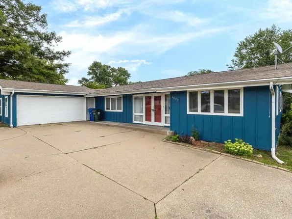 4007 El Rancho Dr, Davenport, IA 52806