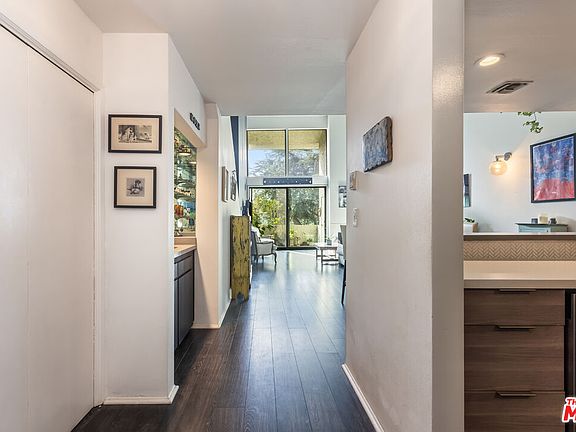 2nd image of 4321 Los Feliz Blvd APT 303