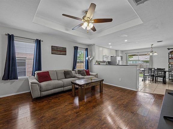 5th image of 13501 Lismore Ln