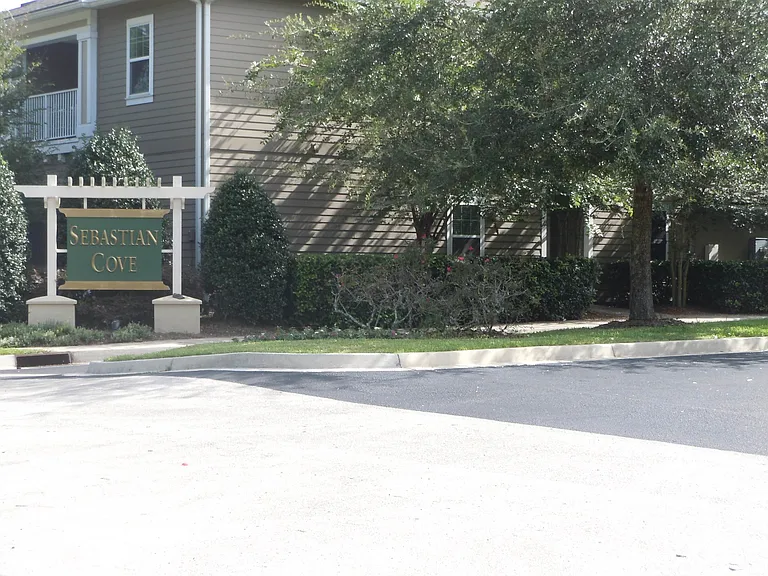2109 Golden Lake Loop St — Photo 1