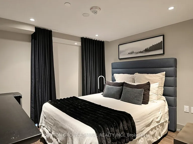 2450 Old Bronte Rd #442 — Photo 31