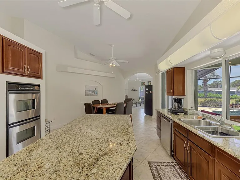 900 Park Place Dr — Photo 27