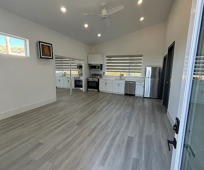 1st image of 800 E Warren Ave #808