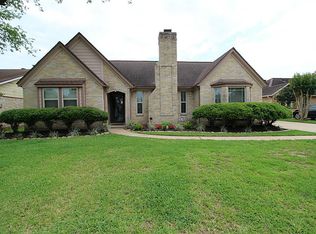 701 Bradshire Ct, Deer Park, TX 77536