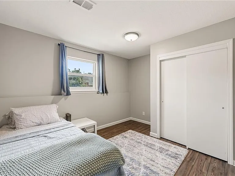 1225 E Cothrell St — Photo 17