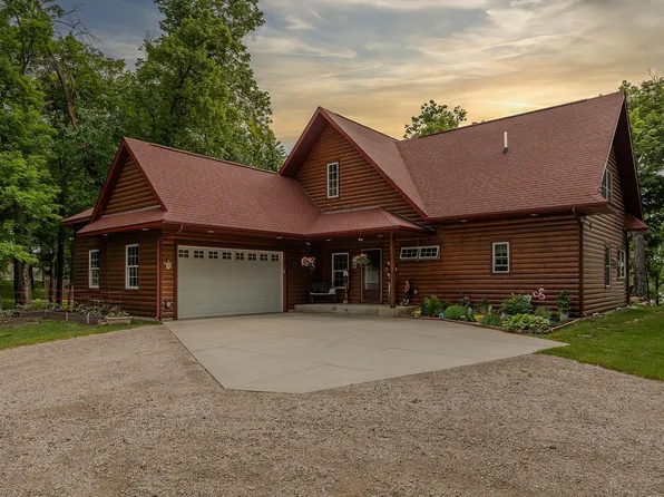 421 Goshawk Ln NW, Hackensack, MN 56452