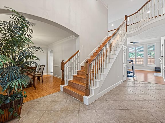 2nd image of 12550 Country Arbor Ln