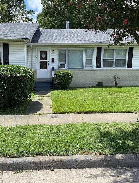 1st image of 52 Radford St