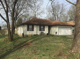 3757 S Bradley Ave, Springfield, MO 65804