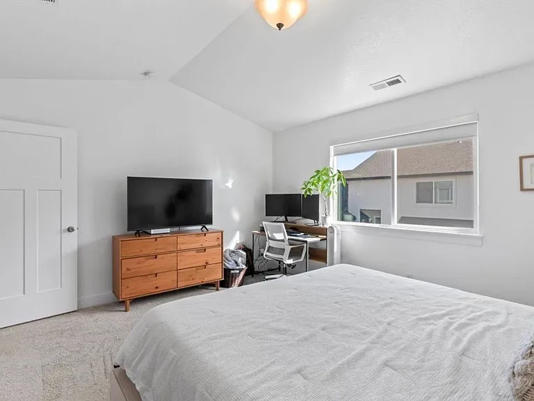 1630 N 3740 W — Photo 22