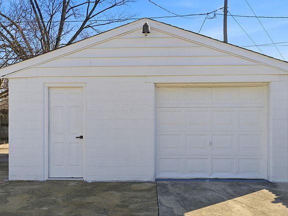 5th image of 1884 Barnett Ct W