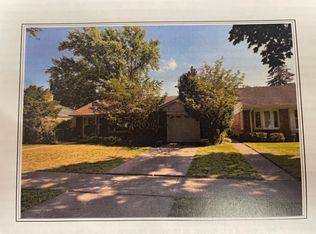 5111 Farwell Ave, Skokie, IL 60077