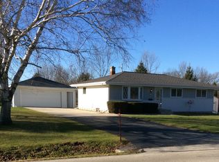 1706 N 38th St, Sheboygan, WI 53081