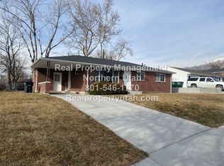 219 Crestwood Rd, Kaysville, UT 84037