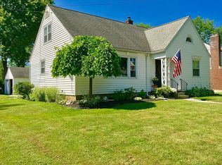 8675 Hennepin Ave, Niagara Falls, NY 14304