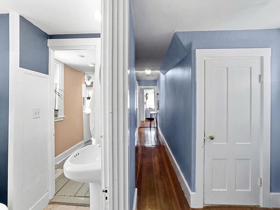 3rd image of 122 Camden Street