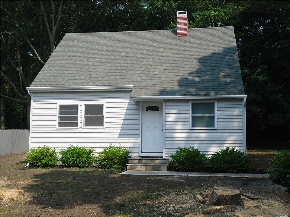 1st image of 40 Oakland Dr N