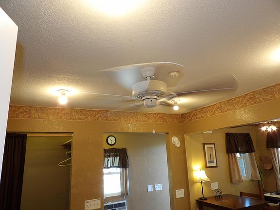 Room of tiny room / studio