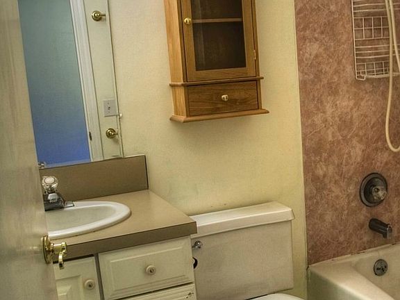 5th image of 12251 SE 59th St APT 104