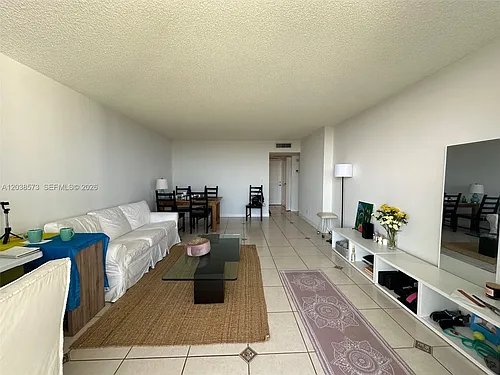 100 Bayview Dr #823 Photo 1 100 Bayview Dr #823 Photo 1