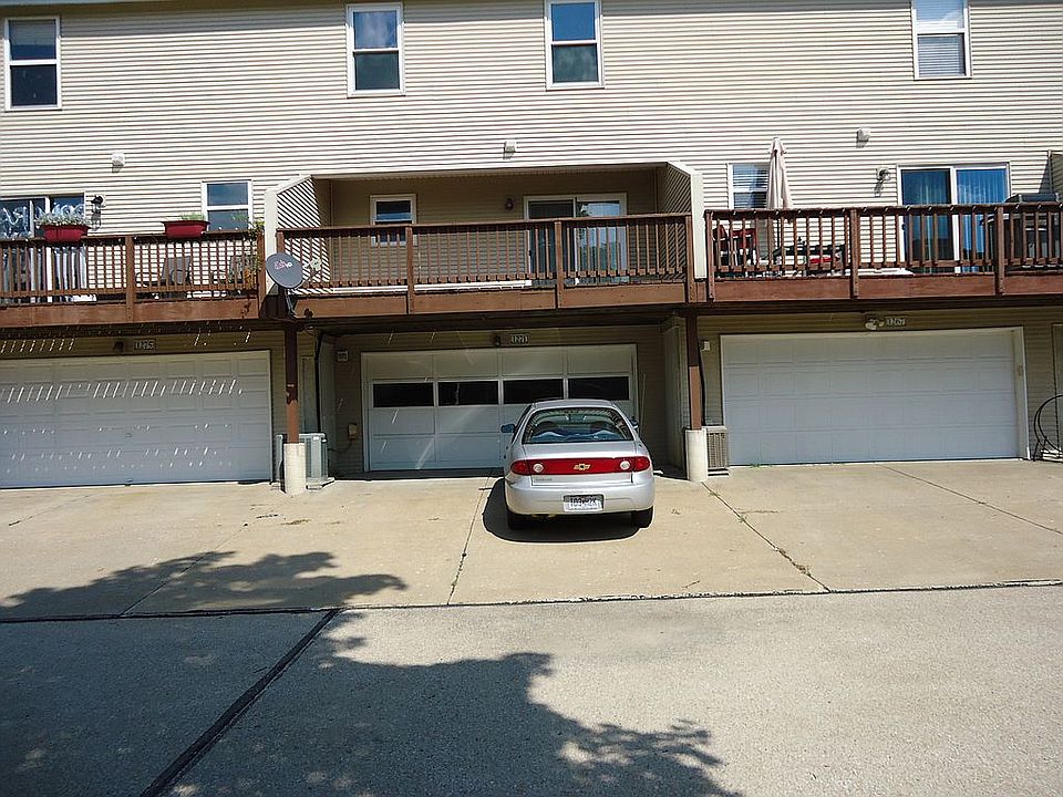 2nd image of 1271 Dell Ridge Ct