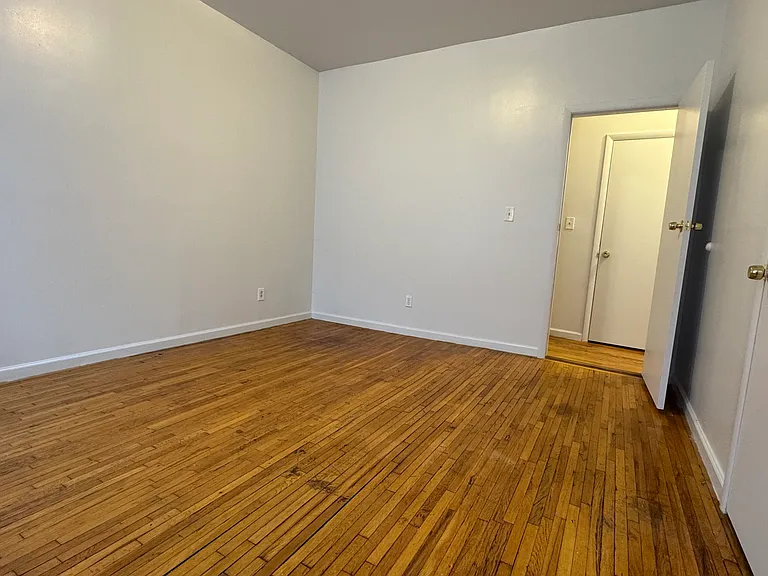 3451 Knox Pl #4B — Photo 25