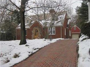 918 Summer Pl, Pittsburgh, PA 15243