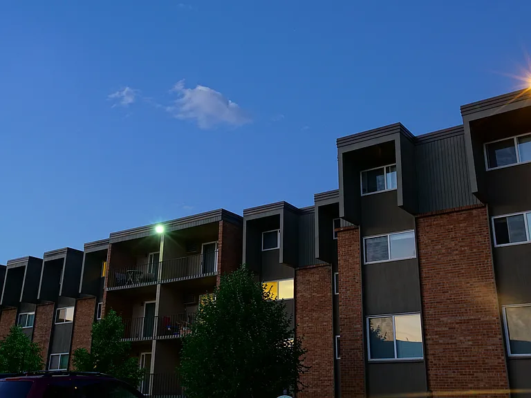 Glenlake — Photo 34