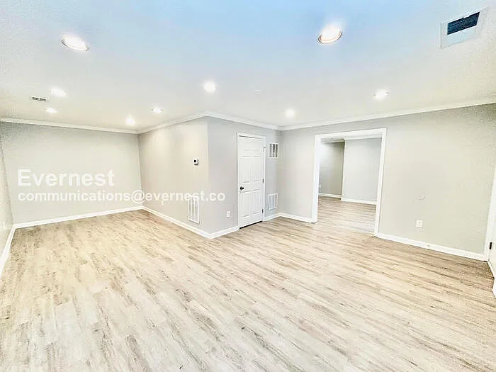 655 S Preston Ct — Photo 18